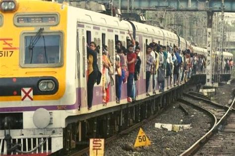 local trains from Mumbai